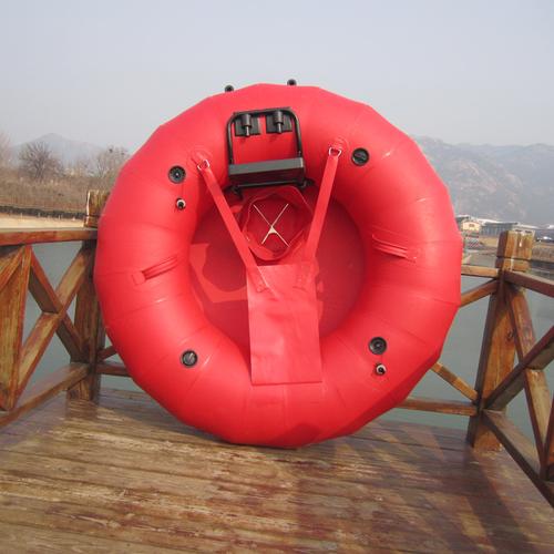 贵州圆形红色漂流船